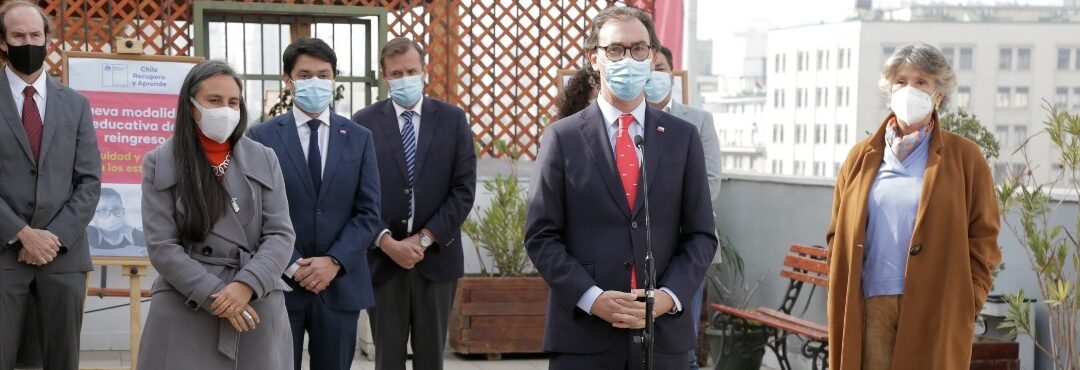 Mineduc envía proyecto de ley para recuperar a estudiantes excluidos del sistema