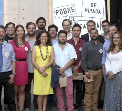 Premio Pobre el que no Cambia de Mirada reconoce a siete trabajos periodísticos
