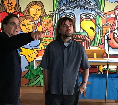 Este es Pepe: El cura “villero” amigo del Papa