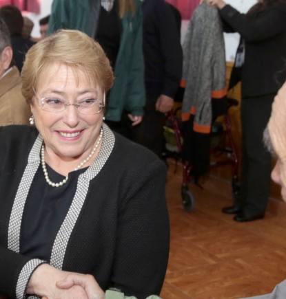 El Día de la Solidaridad reunió a la Presidenta con acogidos del Hogar de Cristo