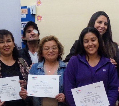 Fundación Emplea certifica a trabajadores de centros de tratamiento en Iquique