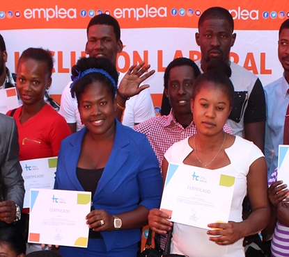 Niños haitianos felices por logro de sus compatriotas