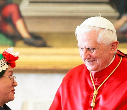 Isolde Reuque Paillalef, dirigente social de la Araucanía: “Mari Mari, Papa Francisco”