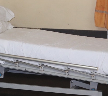 Bendicen nueva sala Padre Hurtado en residencia de adultos mayores Rosita Renard