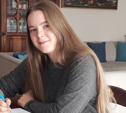 Joven islandesa en Chile: “Planet Youth te mantiene alejada de hacer cosas estúpidas”