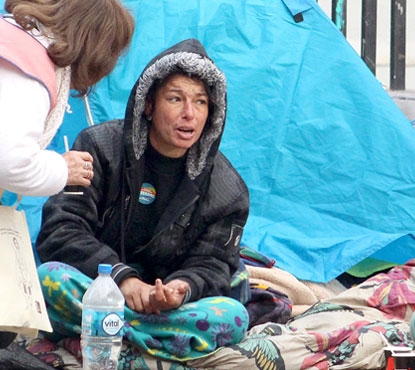 Así viven el toque de queda las personas en situación de calle