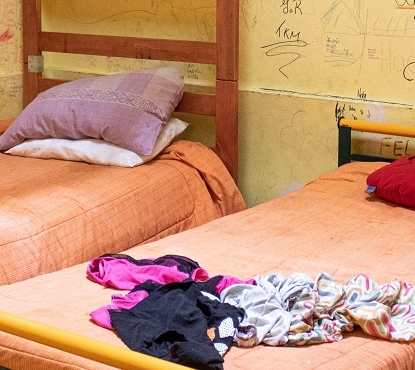 Redes de explotación sexual acechan a las niñas en residencias de protección