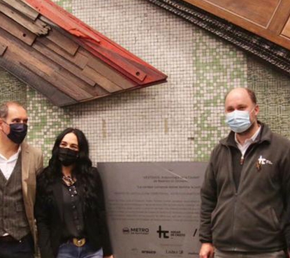 Nuevo mural en estación San Alberto Hurtado de Metro conmemora los 120 años de su fallecimiento y el aniversario 75 del Hogar de Cristo