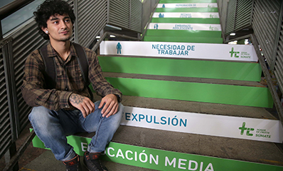 Estudio de diagnóstico para avanzar en el reconocimiento y fortalecimiento de las escuelas de reingreso en Chile.