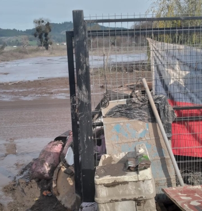 ¡Meta superada!  Hogar de Cristo y Mega limpian Licantén de la pena y el barro