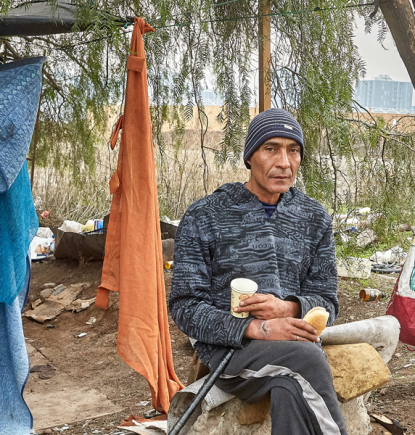 Test a la CASEN 2022: ¿Bajó o no bajó la pobreza en Chile?