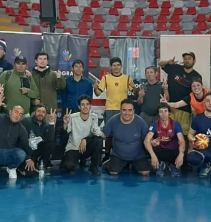 El equipo de la Hospedería de Los Ángeles: Sacó un 7 en el campeonato de fútbol 7