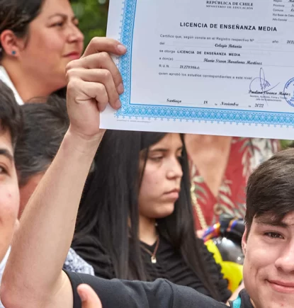 Sillas Vacías: Súmate desarrolla seminario sobre exclusión educativa