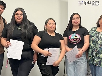 Exitosa alianza Súmate-IPLACEX culmina con 33 alumnos certificados