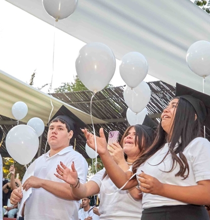 Graduación en Betania: 75 valientes que vencieron a la adversidad