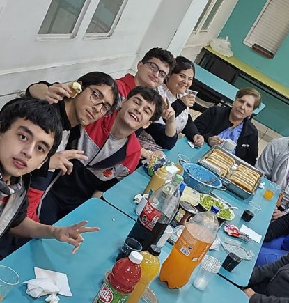Estudiantes Ignacianos viven semana de servicio en Hogar de Cristo